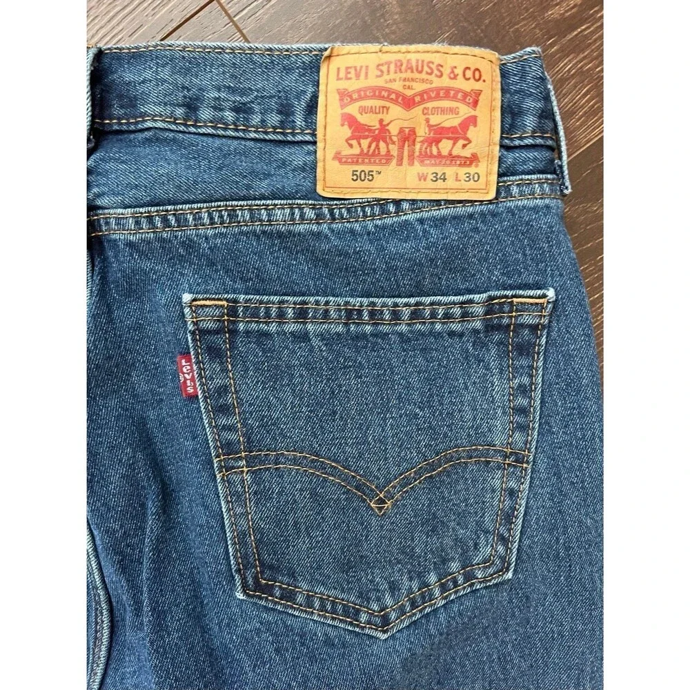 Levi's 505 Men's Regular Fit Straight LegJeans 34x30
